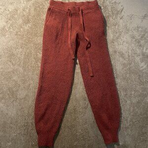 Universal Thread Pants Womens Small Joggers Knit Rust Orange Ribbed Mid Rise